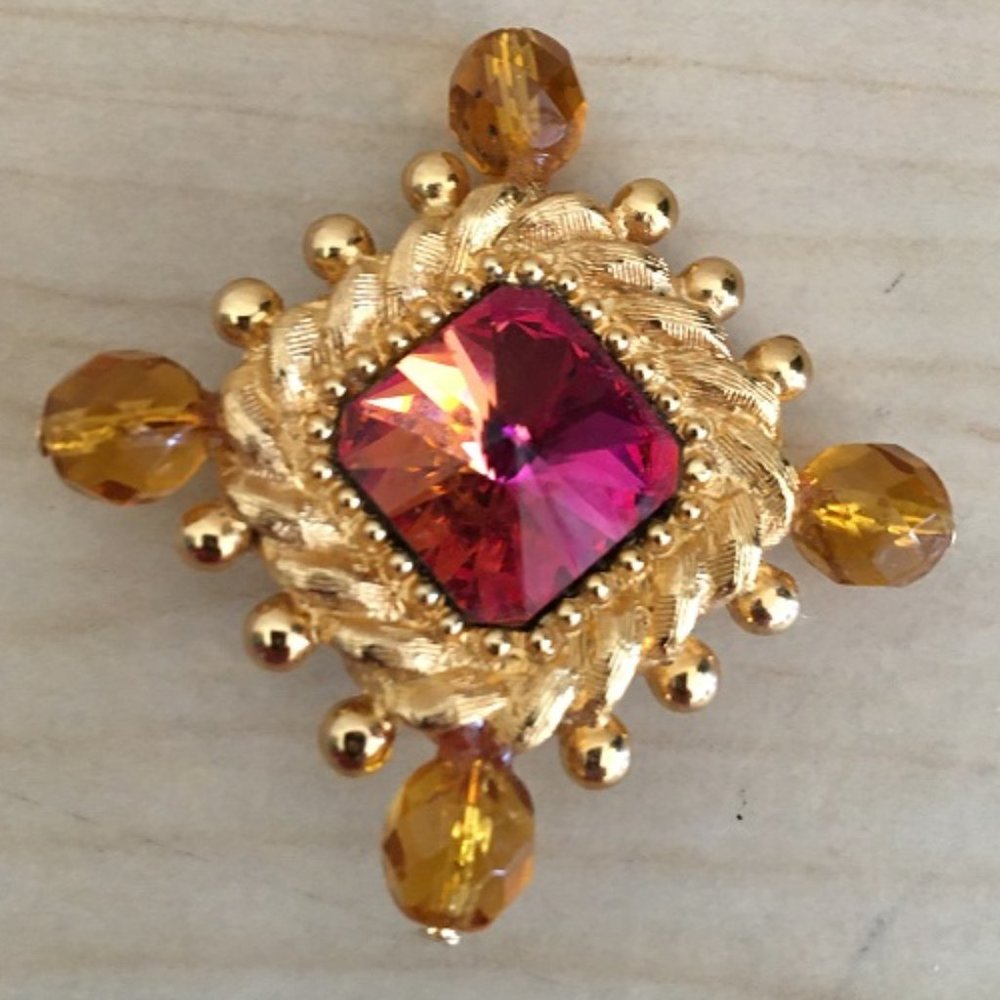 ST JOHN GOLD PINK PIN BROOCH